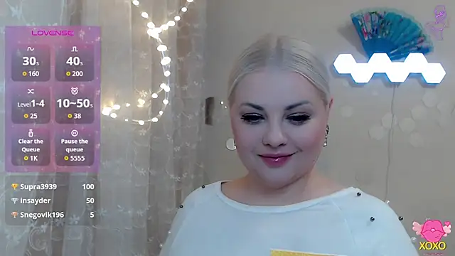 JewellKiss7 online show from 4, 12, 2025