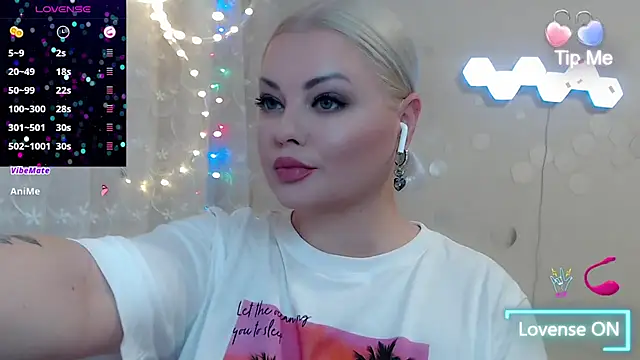 JewellKiss7 online show from 30, 6, 2026
