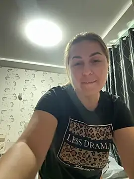 KisssAmmeli online show from 14, 9, 2025