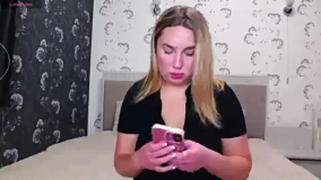 KisssAmmeli online show from 14, 11, 2025