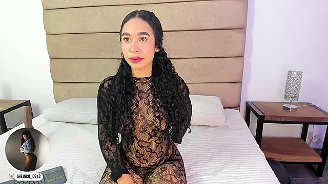 Snapshot of sally_rosses chatting on 9, 10, 2025 sally rosses online show from 9, 10, 2025