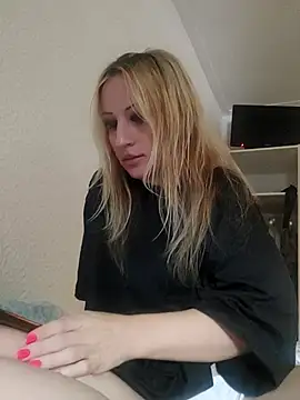 Linda 999 online show from 10, 11, 2025