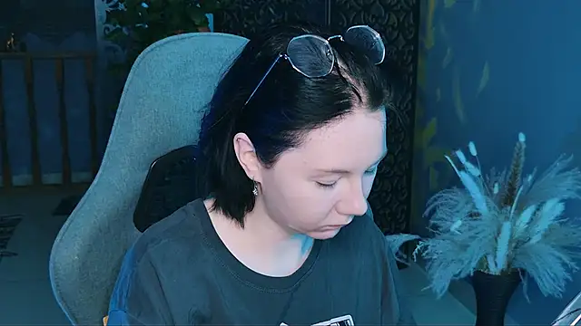 NancyMartinez online show from 25, 9, 2025