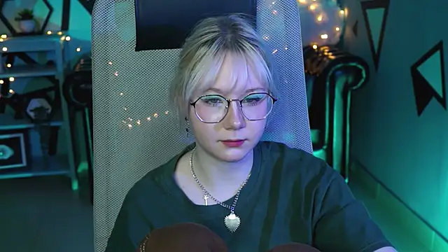 NancyMartinez online show from 21, 3, 2025