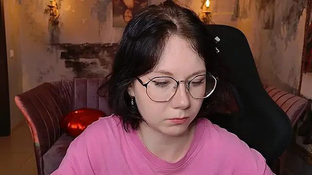 NancyMartinez online show from 16, 10, 2025