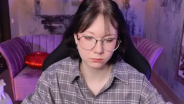 NancyMartinez online show from 17, 10, 2025