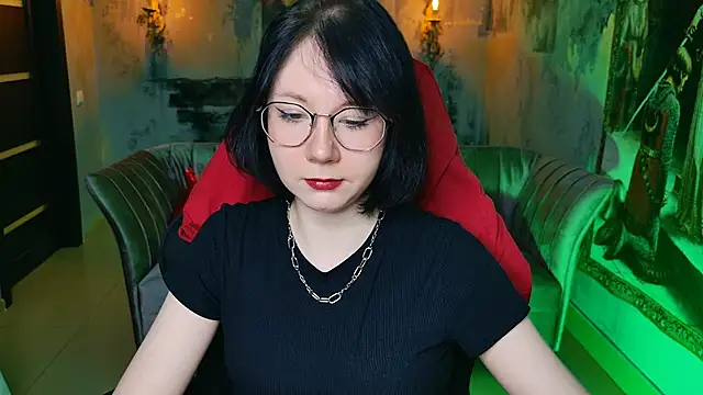 NancyMartinez online show from 15, 10, 2025