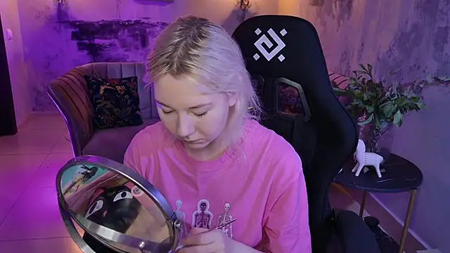 NancyMartinez online show from 8, 3, 2025