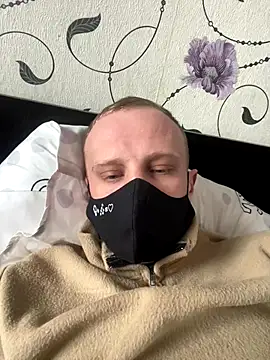 Snapshot of red_red00 chatting on 7, 1, 2026 red red00 online show from 7, 1, 2026