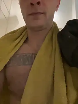 Snapshot of red_red00 chatting on 5, 11, 2025 red red00 online show from 5, 11, 2025