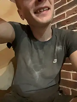 Snapshot of red_red00 chatting on 6, 11, 2025 red red00 online show from 6, 11, 2025