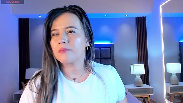 Susann Ross online show from 13, 9, 2025