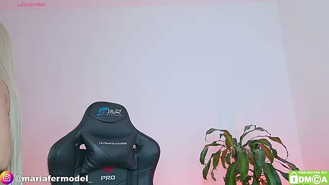 Mariafer05 online show from 12, 1, 2026