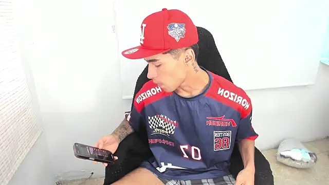 Damon  333 online show from 14, 2, 2025