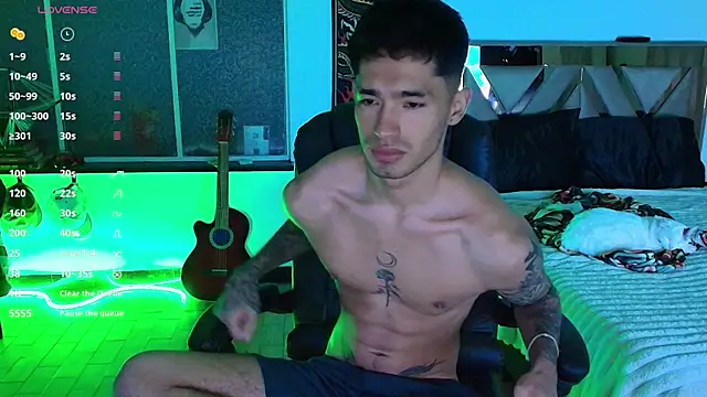 Damon  333 online show from 8, 11, 2025