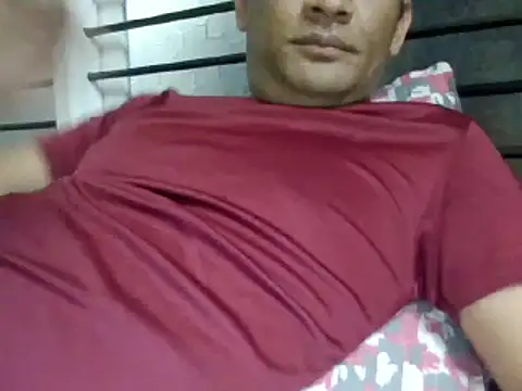 Snapshot of NiceBoy9099 chatting on 12, 1, 2025 NiceBoy9099 online show from 12, 1, 2025