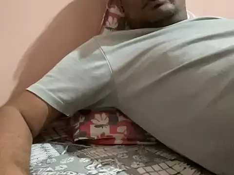 Snapshot of NiceBoy9099 chatting on 11, 9, 2025 NiceBoy9099 online show from 11, 9, 2025