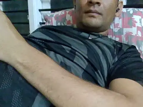 Snapshot of NiceBoy9099 chatting on 3, 2, 2025 NiceBoy9099 online show from 3, 2, 2025