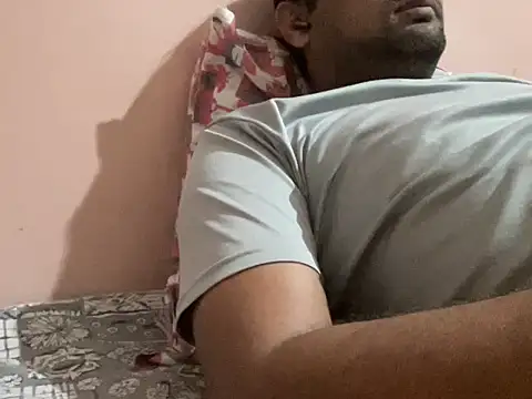 Snapshot of NiceBoy9099 chatting on 6, 11, 2025 NiceBoy9099 online show from 6, 11, 2025