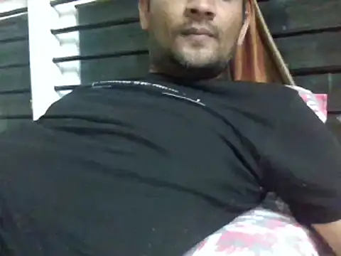 Snapshot of NiceBoy9099 chatting on 8, 1, 2025 NiceBoy9099 online show from 8, 1, 2025