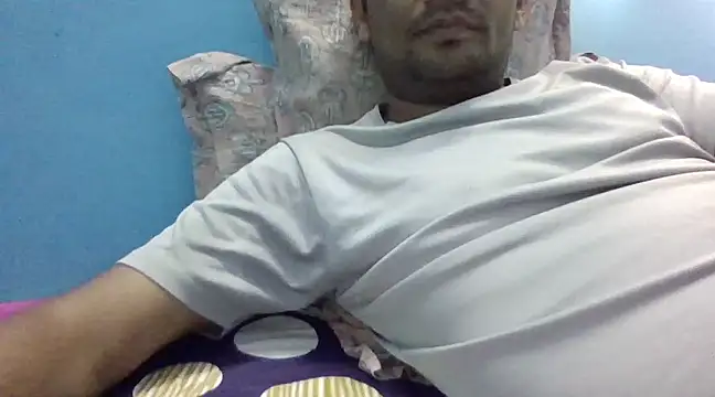 Snapshot of NiceBoy9099 chatting on 9, 3, 2025 NiceBoy9099 online show from 9, 3, 2025