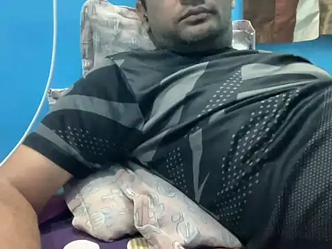 Snapshot of NiceBoy9099 chatting on 2, 2, 2026 NiceBoy9099 online show from 2, 2, 2026