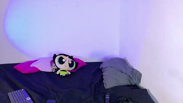 KetraWesttt online show from 30, 10, 2025