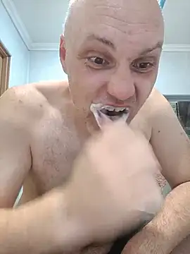 Pineapple04 online show from 13, 7, 2026