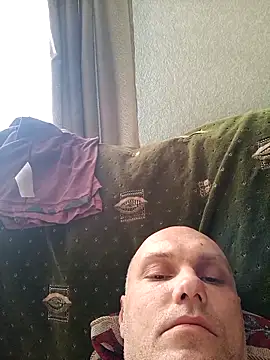 Pineapple04 online show from 28, 2, 2026