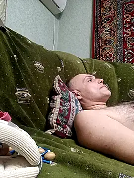 Pineapple04 online show from 14, 12, 2025