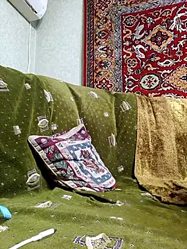 Pineapple04 online show from 11, 11, 2025