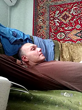 Pineapple04 online show from 13, 10, 2025