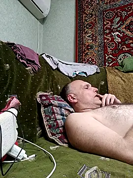 Pineapple04 online show from 25, 5, 2026