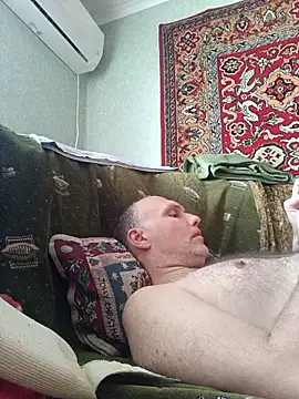 Pineapple04 online show from 11, 6, 2026