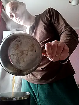 Pineapple04 online show from 14, 2, 2026