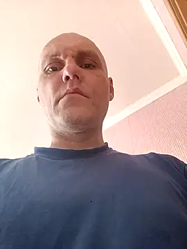 Pineapple04 online show from 16, 4, 2026