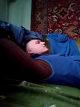 Pineapple04 online show from 5, 10, 2025