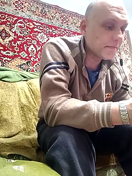 Pineapple04 online show from 4, 5, 2026