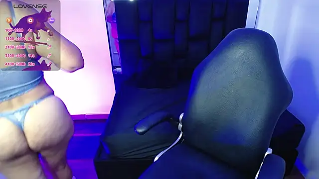 sussy lee  online show from 5, 3, 2025