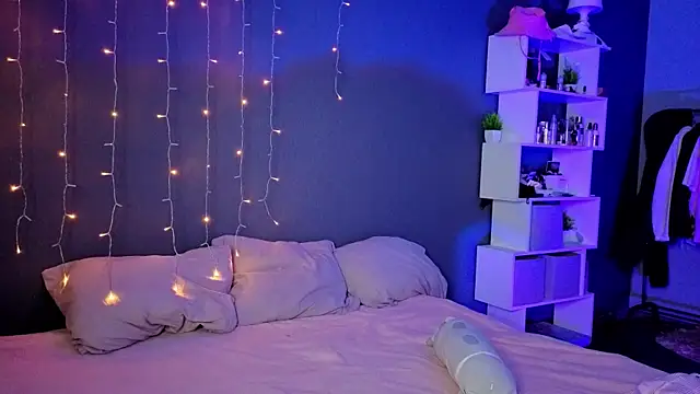 aneta alisha online show from 30, 10, 2025