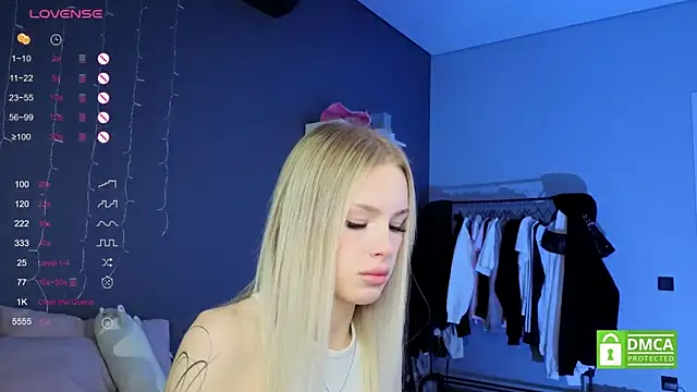 aneta alisha online show from 15, 9, 2025