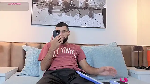 Ethan  Walker online show from 6, 3, 2026