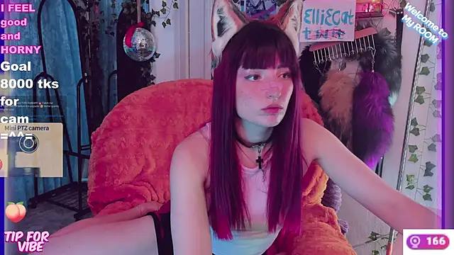 Snapshot of Toxic_Ellies chatting on 8, 2, 2025 Toxic Ellies online show from 8, 2, 2025