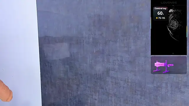 Snapshot of Issys_milf chatting on 21, 9, 2025 Issys milf online show from 21, 9, 2025