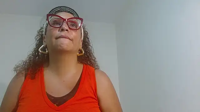 EvaMills1 online show from 17, 1, 2026