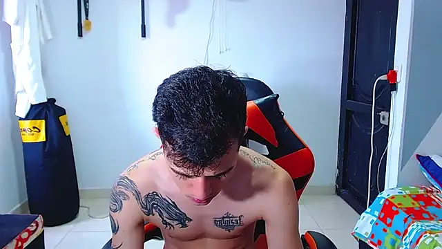 Snapshot of ADAM_HOT chatting on 27, 6, 2026 ADAM HOT online show from 27, 6, 2026