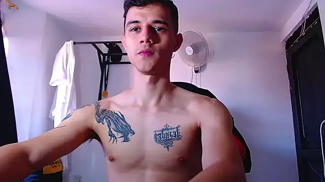 Snapshot of ADAM_HOT chatting on 25, 6, 2026 ADAM HOT online show from 25, 6, 2026