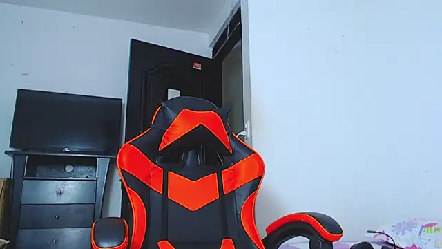 ADAM HOT online show from 18, 12, 2025