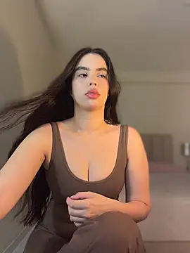 Snapshot of Mavi_Coless chatting on 12, 7, 2026 Mavi Coless online show from 12, 7, 2026