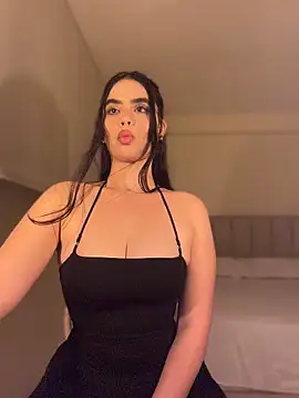 Mavi Coless online show from 4, 6, 2026